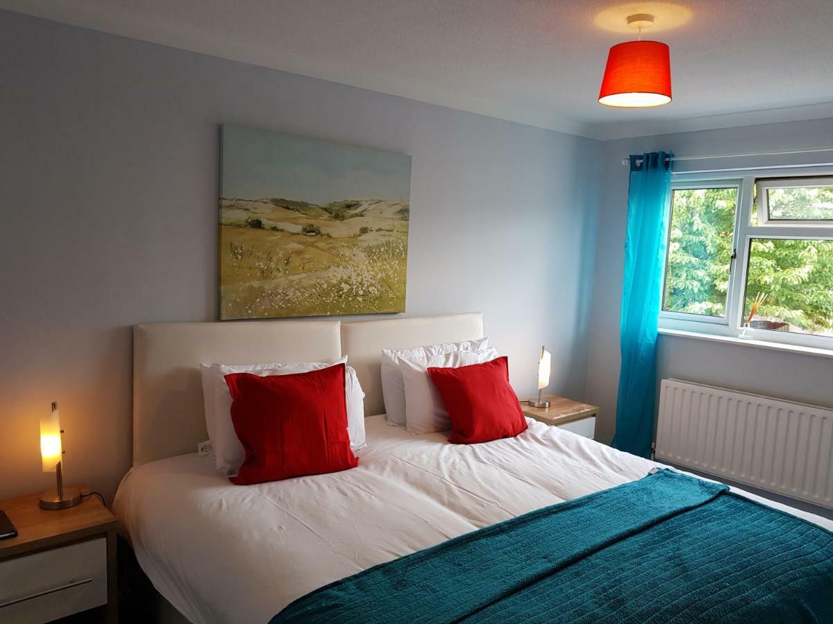 Vila Penllech House - Huku Kwetu  Nottingham Exteriér fotografie